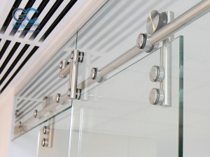 Фурнитура для раздвижных дверей на роликах - открытый механизм Фурнитура для раздвижных дверей на роликах - открытый механизм