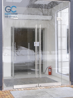 Раздвижные стеклянные двери с ручками Раздвижные стеклянные двери с ручками